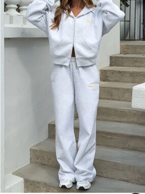 NWT White Fox Verano Sixteen Lilia Wide Leg Sweatpants Grey Marle - Large